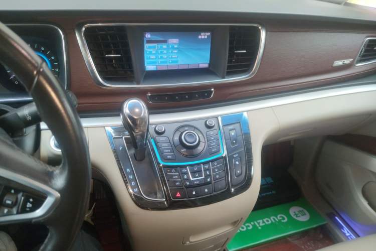 Used Buick GL8 2014 3.0L XT Luxury Business Flagship Edition