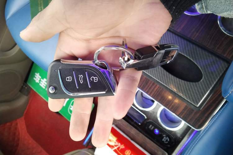 Used Buick GL8 2011 2.4L CT Comfort Edition Vehicle Key