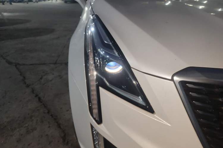 Used Cadillac XT5 2020 28T Luxury Version