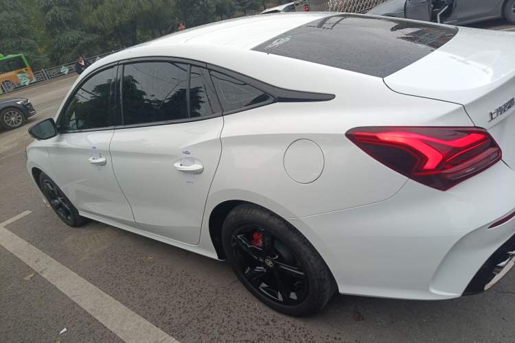 Used MG 5 Scorpio 2022 1.5T Trophy Sport Luxurious Edition