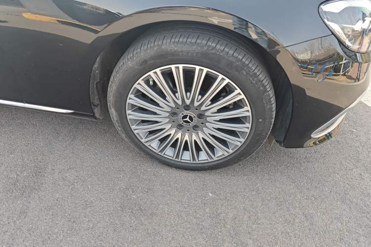 Used Mercedes-Benz E-Class 2023 Updated E 300 L Fashion Edition