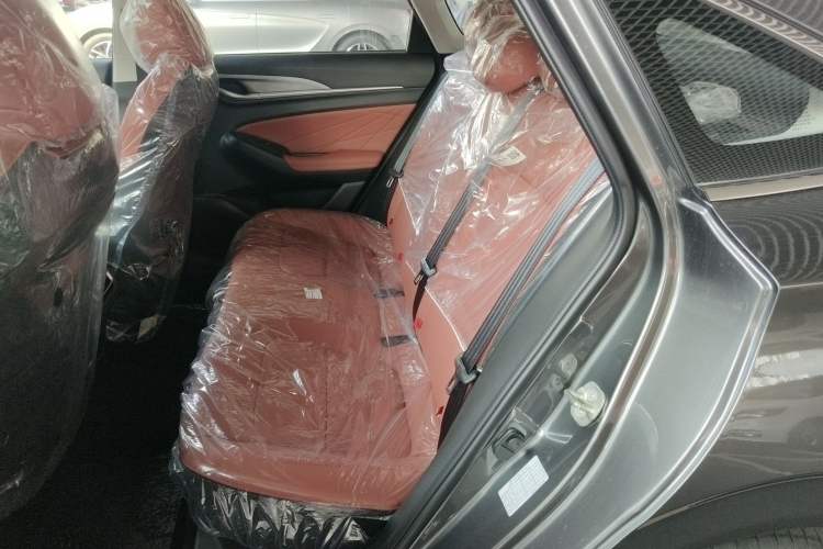 Used CHANGAN Eado 2025 PLUS 1.4T Dual-Clutch High-Energy Version Left Rear Seat