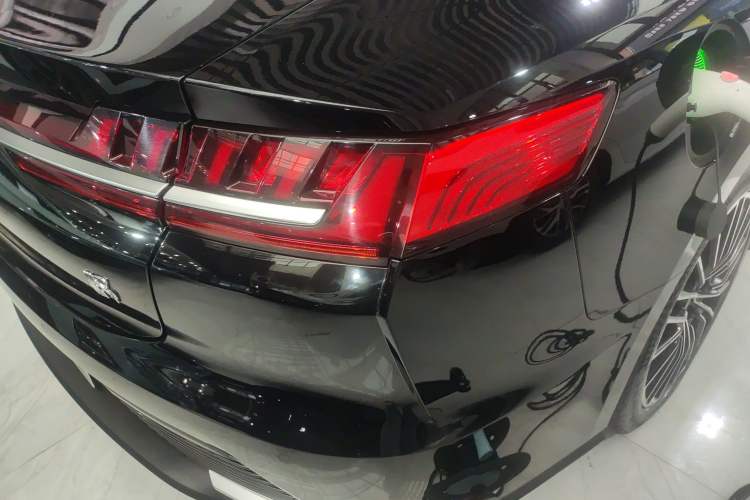 Used BYD Han 2020 EV Long-Range Luxury Model
