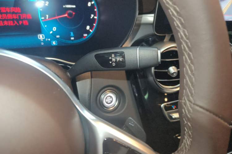 Used Mercedes-Benz GLC 2021 GLC 260 L 4MATIC Dynamic Edition Gear Lever