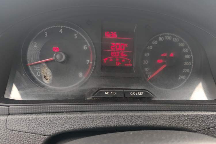 Used Volkswagen Santana 2016 1.6L Manual Fashion Edition Instrument Cluster