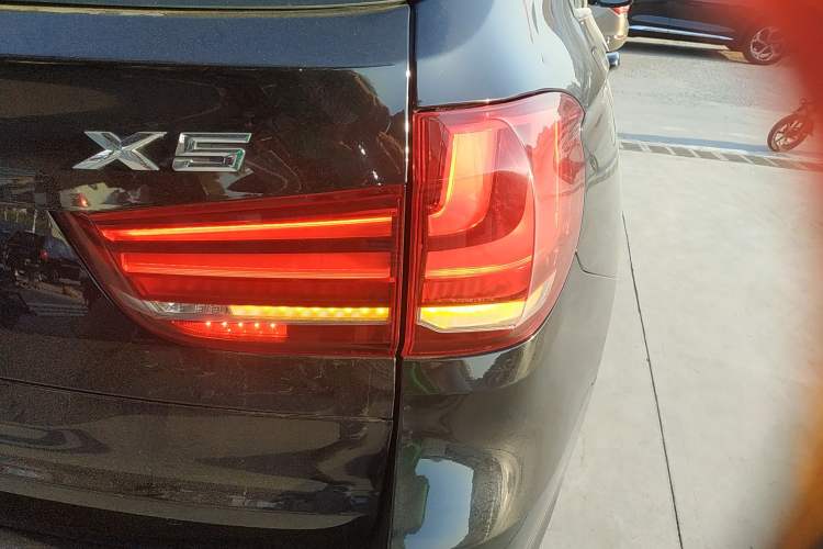 Used BMW X5 2017 xDrive35i Standard Model U.S. Specification
