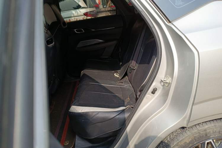 Used Oshan Z6 New Energy 2023 ZhiDian iDD 150KM Flagship PLUS Smart Parking Edition
