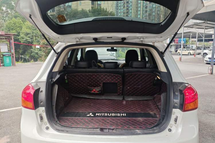 Used Mitsubishi ASX 2018 2.0L CVT Two-Wheel Drive Deluxe Edition
