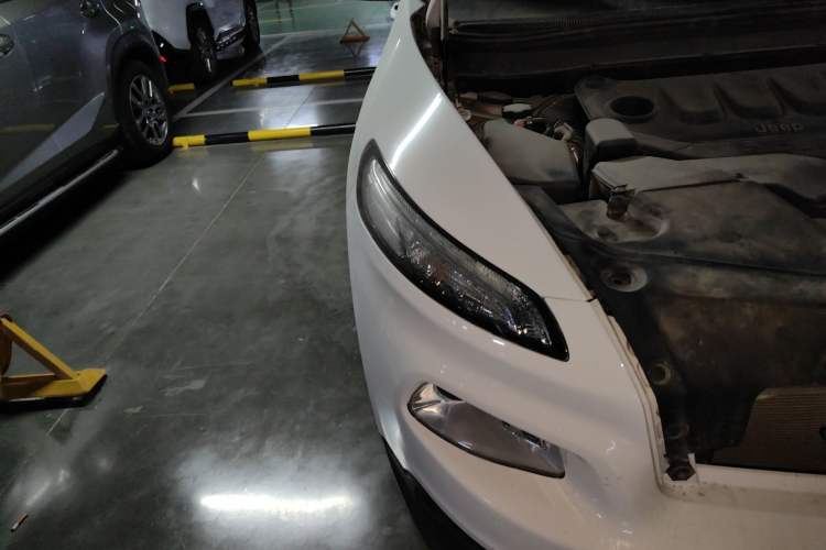 Used Jeep Cherokee 2017 2.0L Superior Edition
