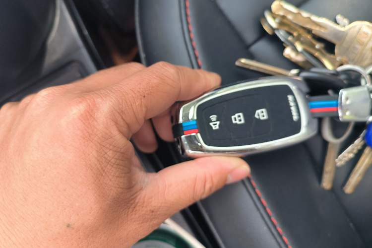 Used Haval H6 2017 Blue Label Sport Edition 1.5T Manual Two-Wheel Drive Elite Model Vehicle Key