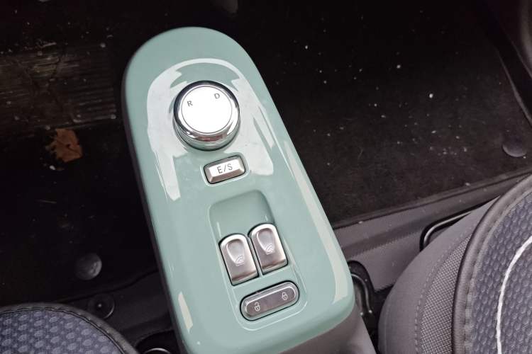 Used CHANGAN NEVO Lumin 2022 210km Sweet Edition