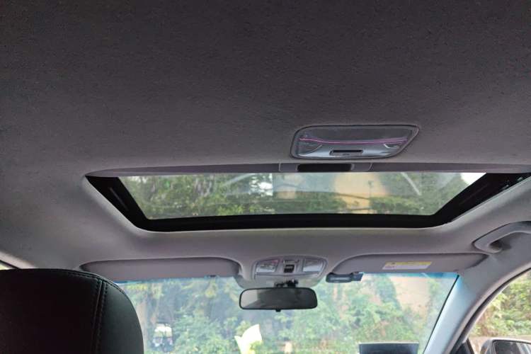 Used Hyundai Elantra (6th Generation / Lingdong) 2018 1.4T Dual-Clutch Xuan Dong · Dynamic Edition Headliner