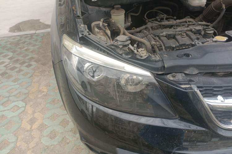 Used BYD S6 2014 2.0L Manual Luxury 5-Seater