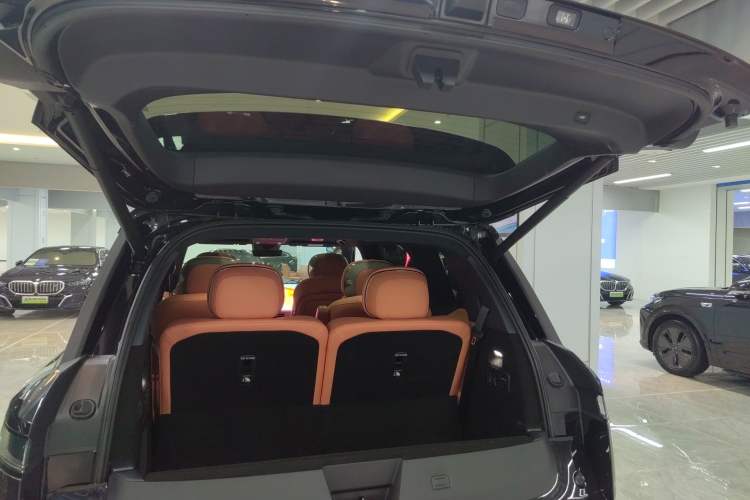 Used Lynk & Co 900 2025 1.5T Ultra Trunk