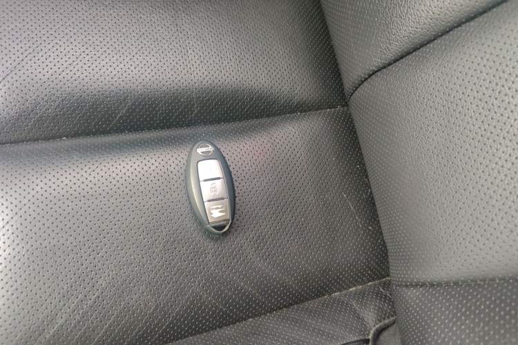 Used Nissan X-Trail 2019 2.0L CVT Smart Connect Comfort Edition 2WD Vehicle Key