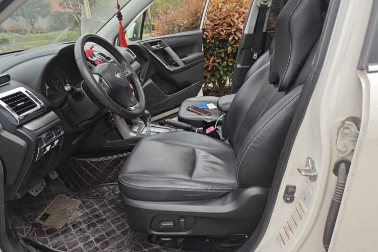 Used Subaru Forester 2013 2.0i Automatic Luxury Edition Left Front Seat