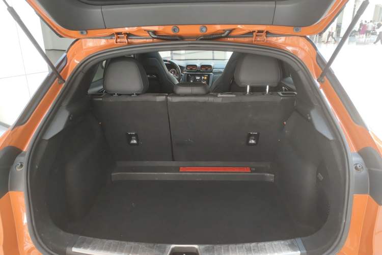 Used Lynk & Co 02 Hatchback 2021 2.0TD Halo