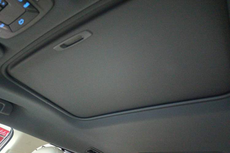 Used Toyota Sienna 2021 2.5L Hybrid Luxury Edition