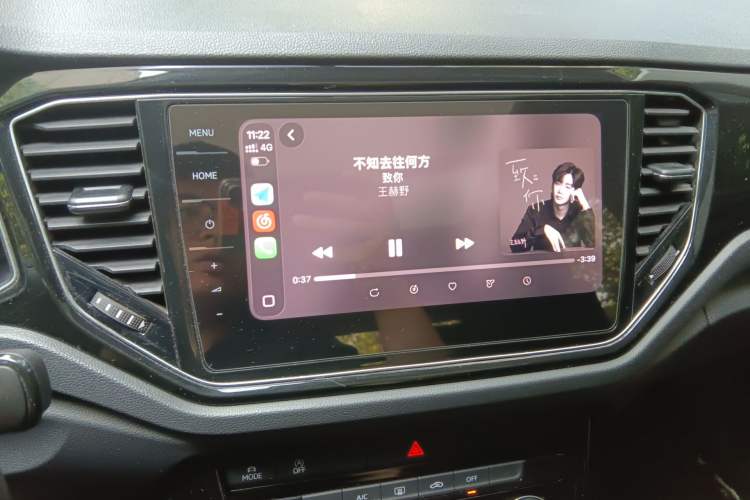 Used Volkswagen T-ROC 2021 280TSI DSG Two-Wheel Drive Comfort Connect Edition
