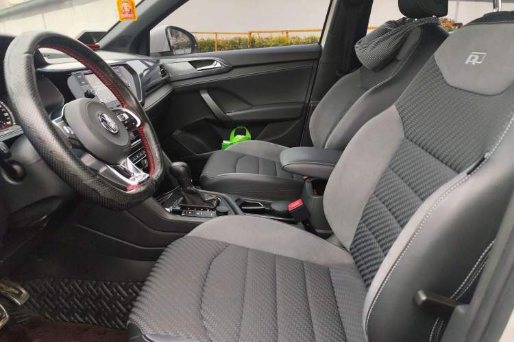 Used Volkswagen Tharu 2019 280TSI Two-Wheel Drive R-Line China VI Standard