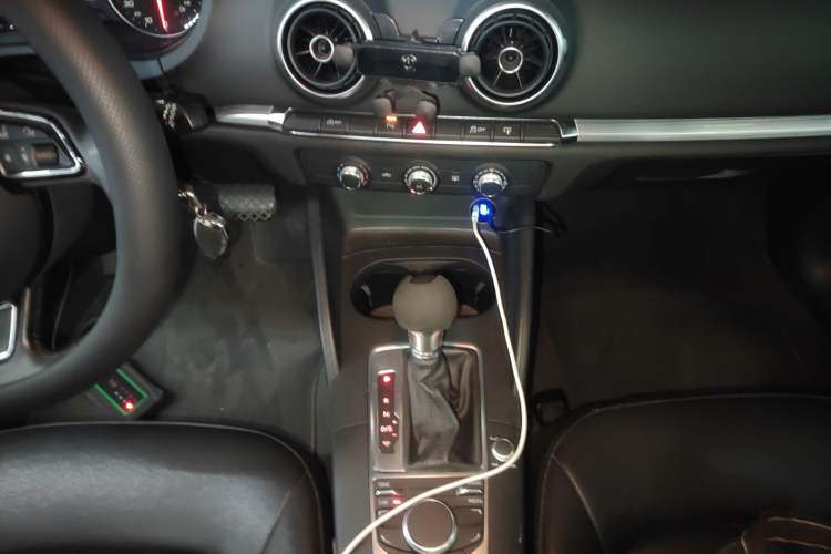 Used Audi A3 2015 Sportback 35 TFSI Millionth Anniversary Intelligent Leading Model
