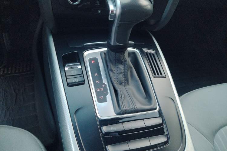 Used Audi A4L 2015 35 TFSI Automatic Standard Model