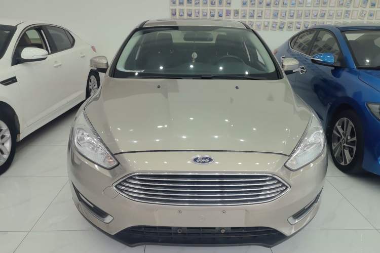 Used Ford Focus 2015 Sedan EcoBoost 180 Automatic Elite Model