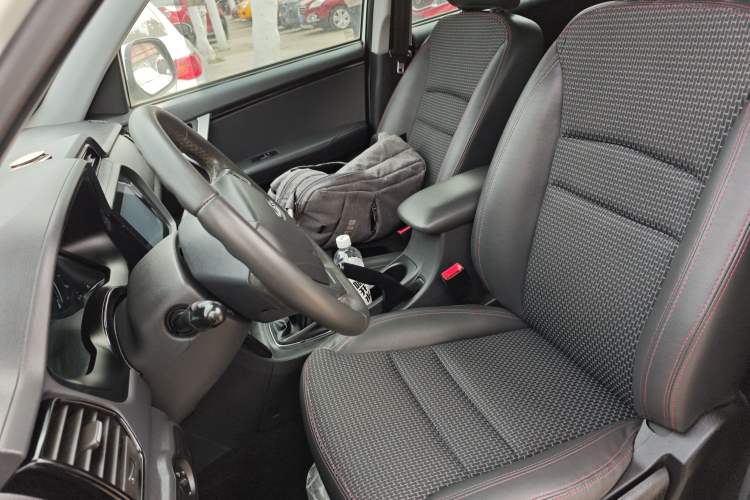 Used Chery Tiggo 3 2016 1.6L Manual ZhiShang Edition