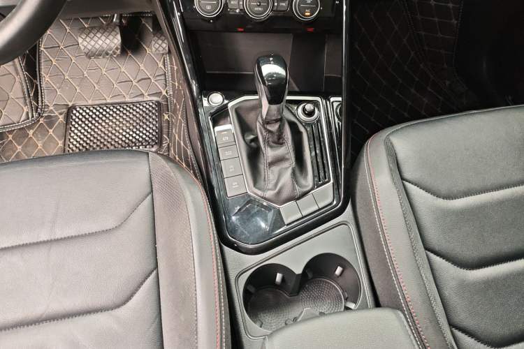 Used Volkswagen Tayron 2019 Teramont Edition 280TSI Two-Wheel Drive Luxury Model China VI Standard
