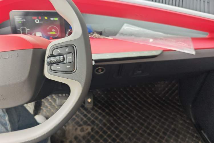 Used Baojun E200 2019 250KM Smart Enjoyment Version Audio And AC Panel