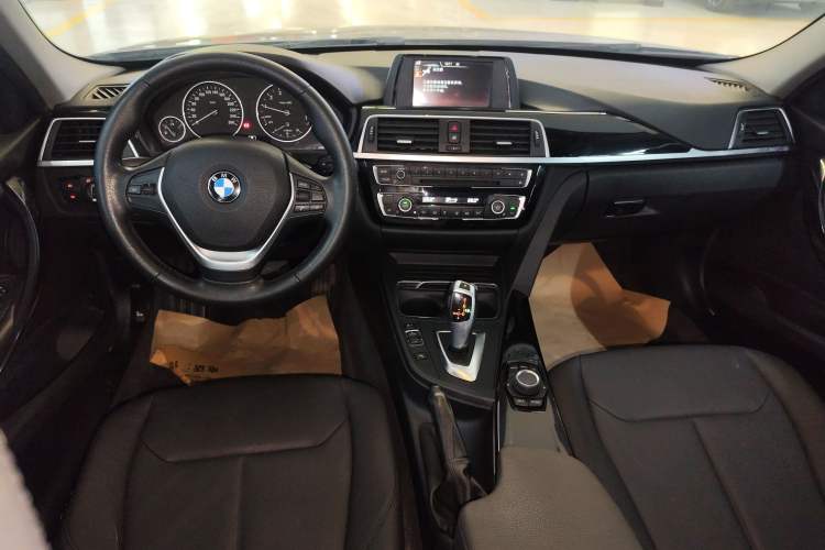 Used BMW 3 Series 2017 320Li Fashion Model