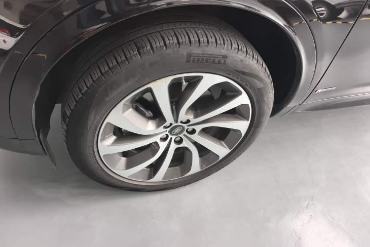 Used Land Rover Discovery Sport 2020 249 PS R-Dynamic Performance Edition