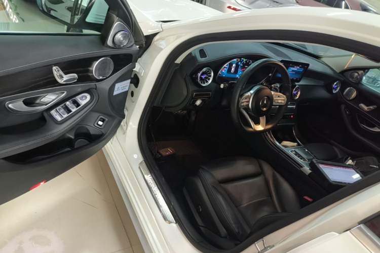 Used Mercedes-Benz C-Class 2021 C 200 L Fashion Edition Sport Version Driver Seat