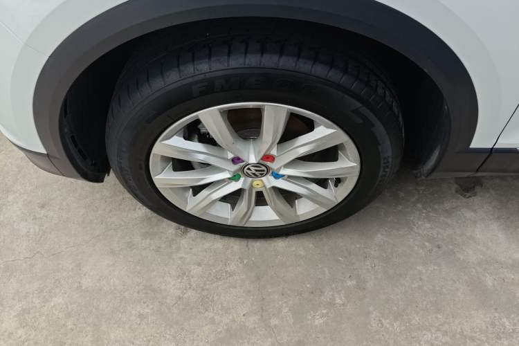 Used Volkswagen T-ROC 2019 230TSI DSG Two-Wheel-Drive Advanced Version China VI Standard
