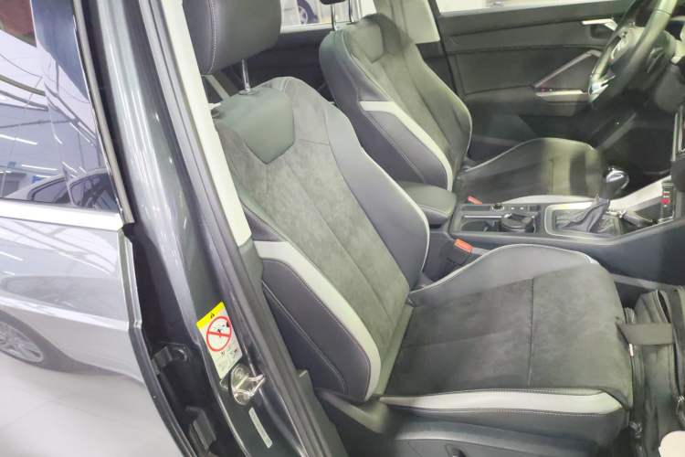 Used Audi Q3 2019 35 TFSI Fashion Dynamic Model