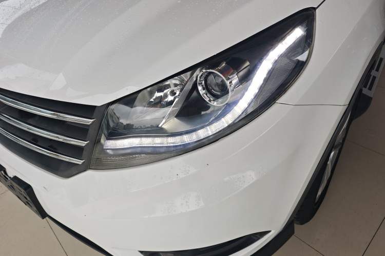 Used Dongfeng Fengon 580 2017 1.8L Manual Comfort Model Left Front Headlight
