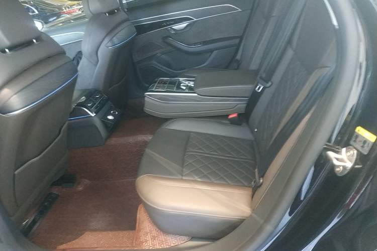 Used Audi A8 2022 A8L 50 TFSI quattro Comfort Edition Collector's Model Left Rear Seat