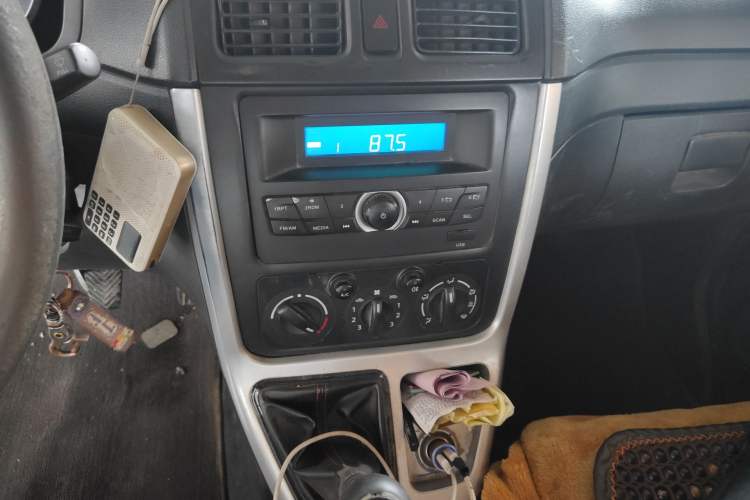 Used CHANGAN KAICHENG Ruixing M90 2018 2.0L Standard Edition Flat-Top Liftback 6-Seater 4G94S