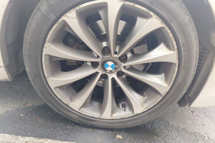 Used BMW 5 Series 2017 525Li Leading Model
