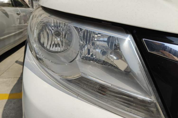 Used FORTHING Joyear X3 2016 1.5L Comfort Model Right Front Headlight