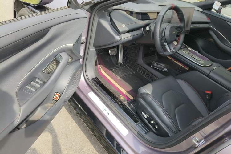 Used Xiaomi Auto SU7 2024 Four-Wheel Drive Ultra-Long Range Advanced Intelligent Driving Max Edition