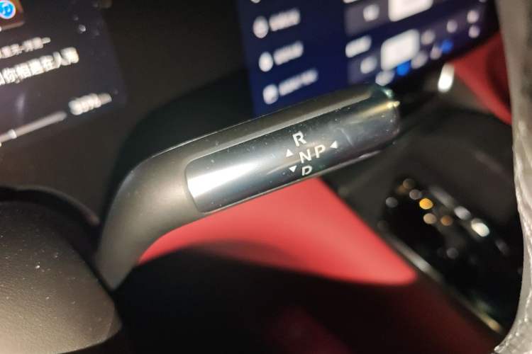 Used Hima AITO M8 2025 Extended-Range Max+ Version 53.4 kWh 6-Seater Edition
