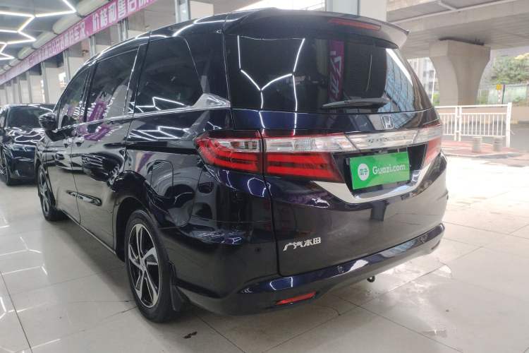 Used Honda Odyssey 2015 2.4L Luxury Edition
