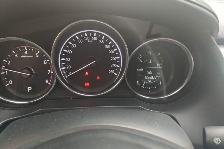 Used Mazda Atenza 2017 2.0L Blue Sky Luxury Edition