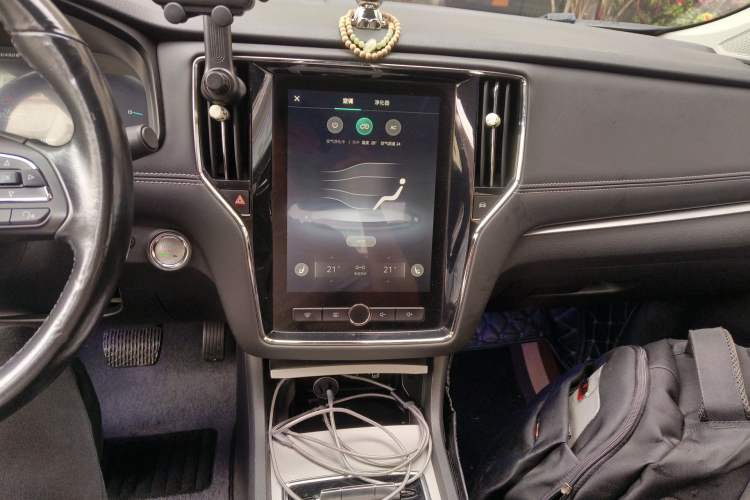 Used Roewe i6 New Energy 2017 45T Hybrid Connective Smart Luxury Edition
