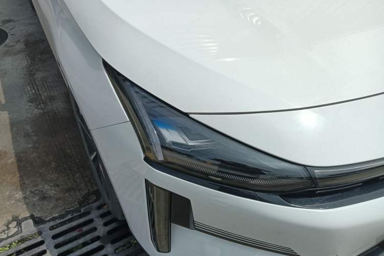 Used Geely Galaxy L6 2023 60km PLUS Right Front Headlight