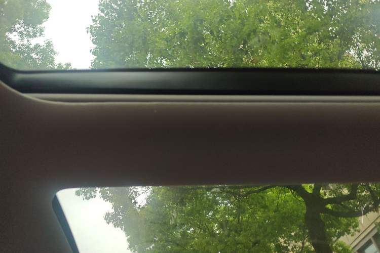 Used Hyundai Sonata 2014 2.4L Automatic Luxury Version China V Standard Headliner