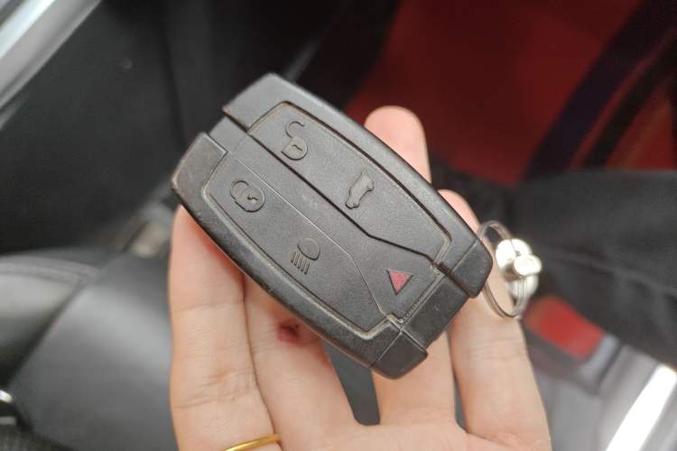 Used Land Rover Freelander 2 2011 3.2L i6 HSE Gasoline Edition