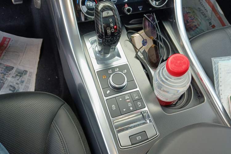 Used Land Rover Range Sport 2017 3.0 SC V6 HSE DYNAMIC Gear Lever