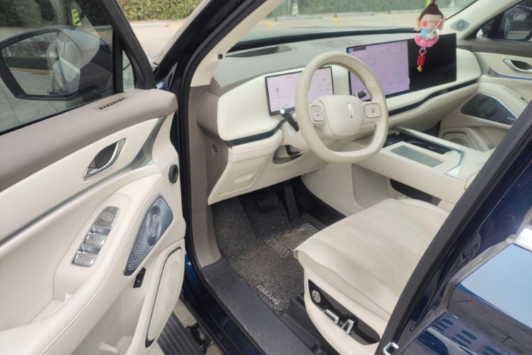 Used Wey Lanshan 2025 Four-Wheel Drive Max
